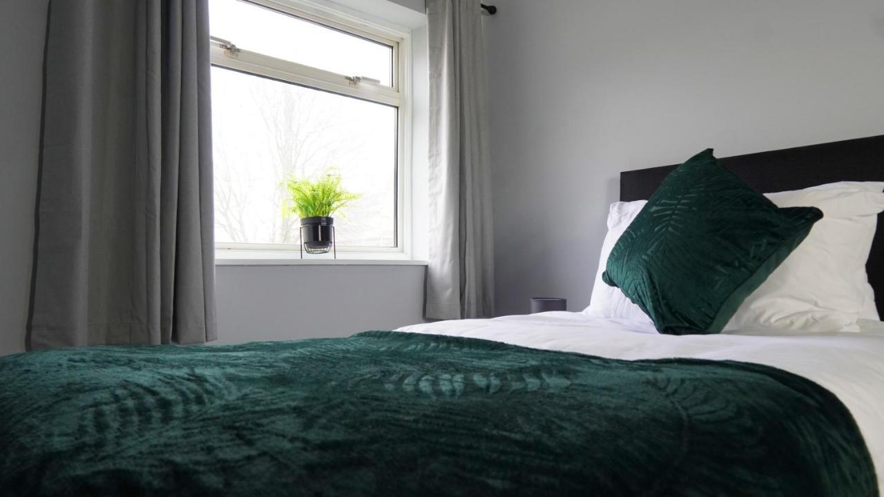 Portobello House - Four Bedroom House Perfect For Contractors - Sleeps 6 - Free Parking วุลฟ์เวอร์แฮมป์ตัน ภายนอก รูปภาพ